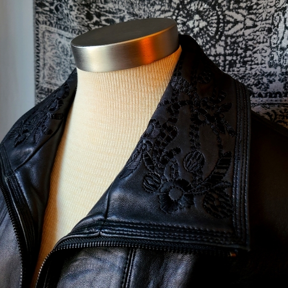 JONES NEW YORK...GORGEOUS JACKET - Picture 2 of 9